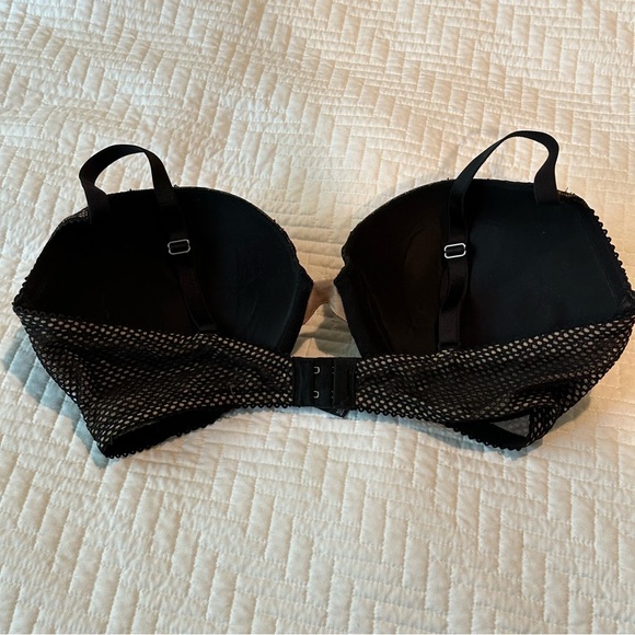 Victoria’s Secret Very Sexy Push-Up Bra Size 38DD - Picture 5 of 7